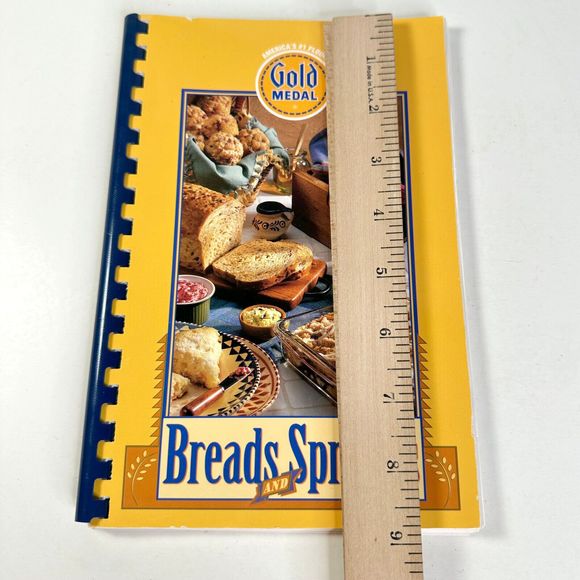 Book Breads & Spreads Vintage by Gold Medal - Picture 7 of 7